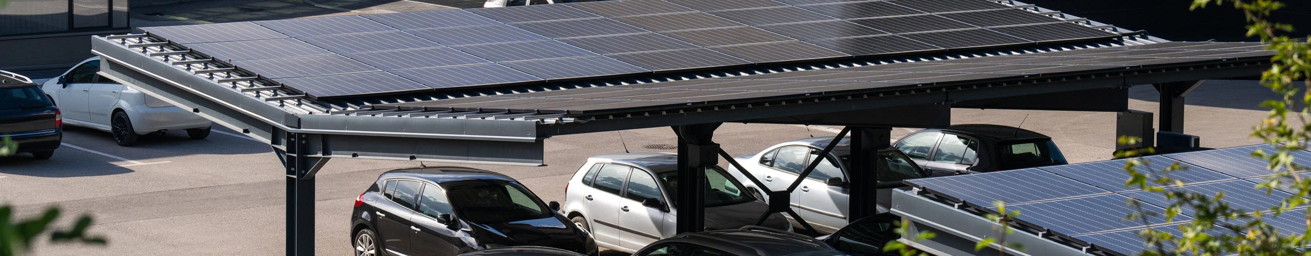 Carport til flere biler
